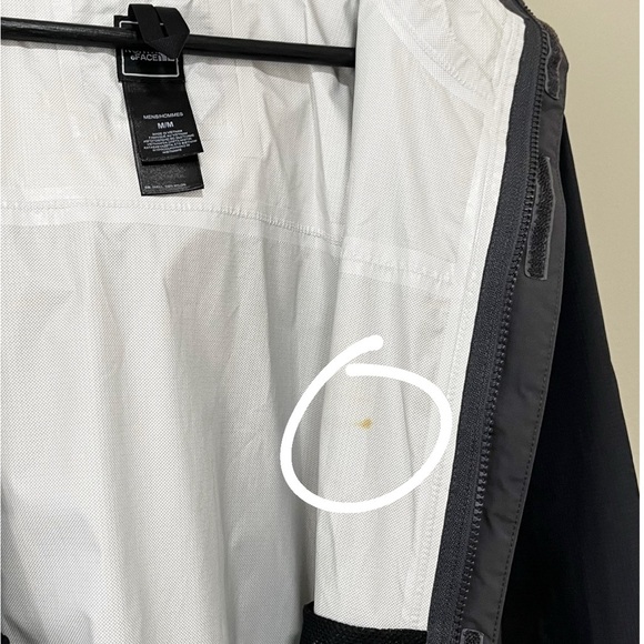 The North Face Men's Black and Gray Raincoat - Picture 7 of 9